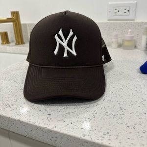 NY trucker hat